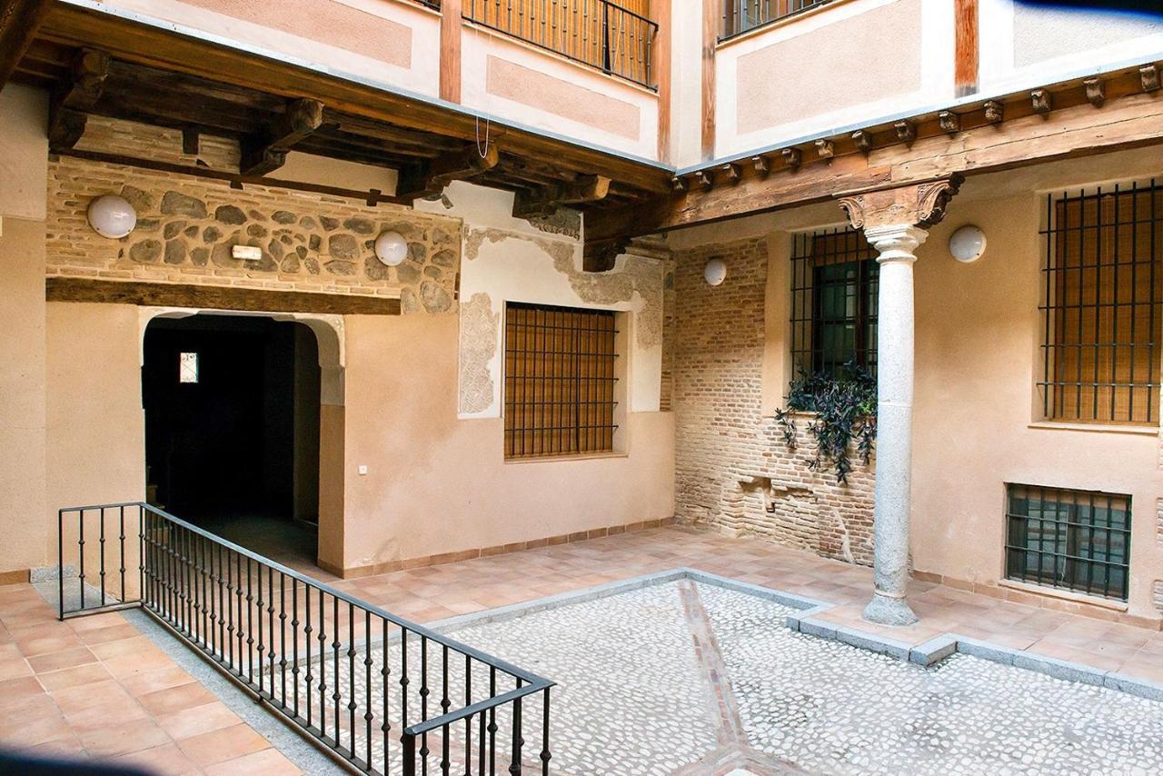 טולדו ~Golden~ Unique Place In A Historic S.Xvi Building מראה חיצוני תמונה